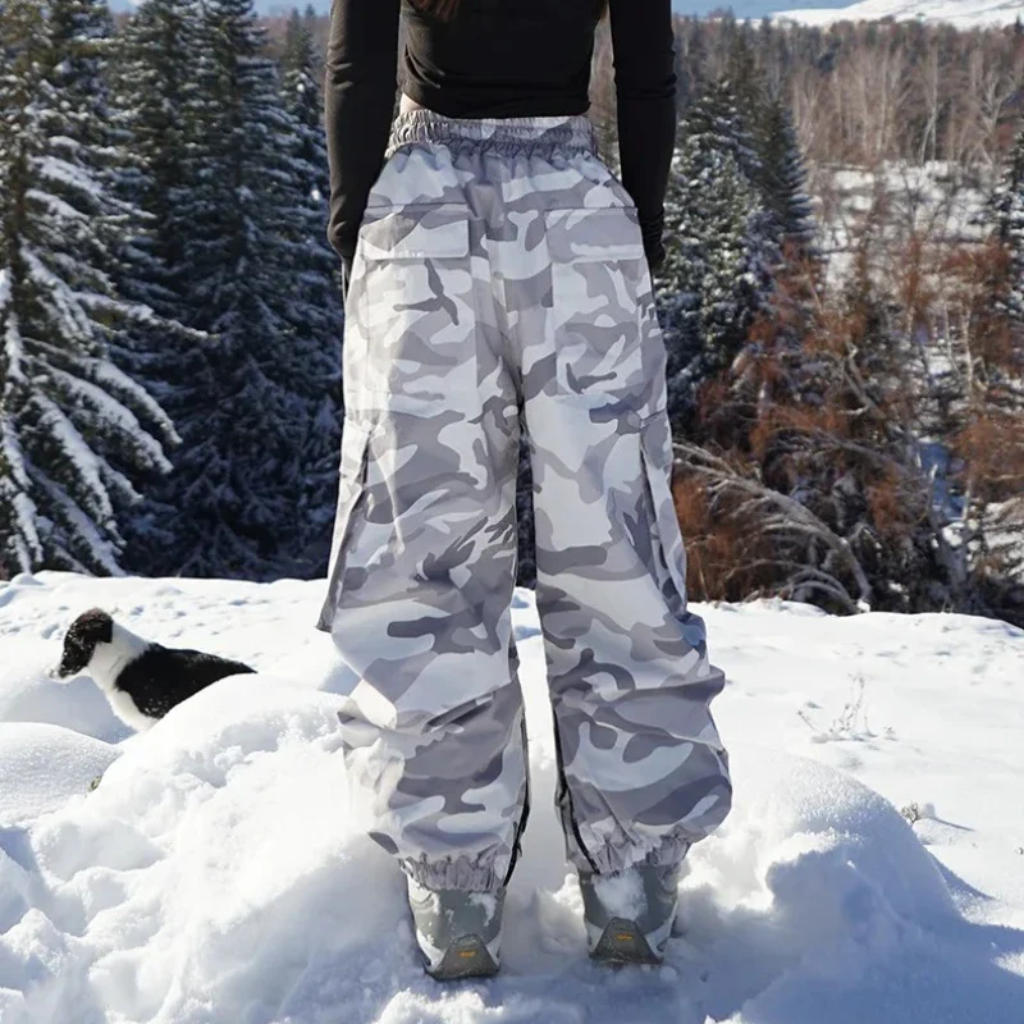 Camouflage Baggy Snowboard Pants Women - Wide Ski Pants for Winter Sports